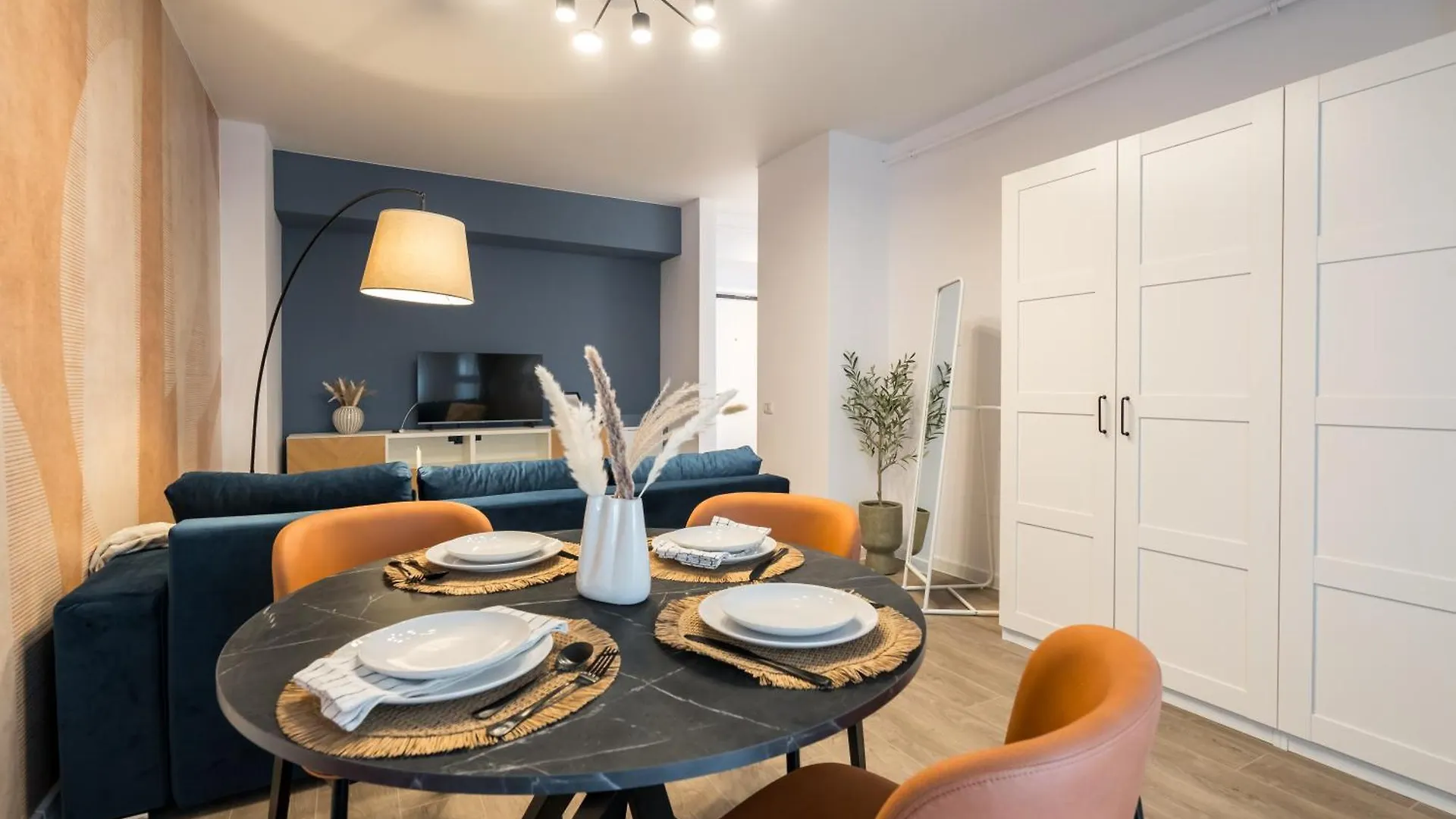 Central Spacious Apartment 1009 Bucharest