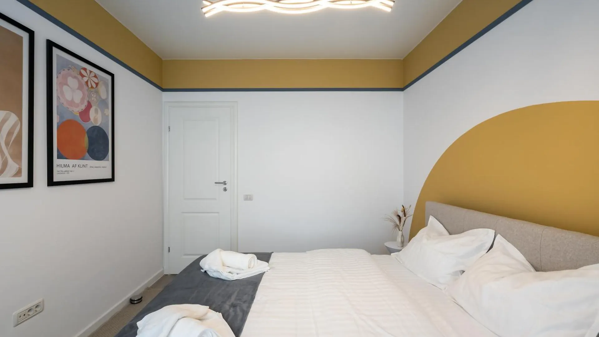 Central Spacious Apartment 1009 Bucharest